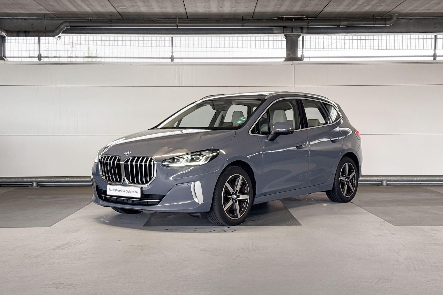 BMW 2-serie Active Tourer - 223i 223i - AutoWereld.nl
