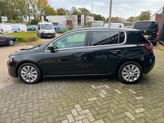 Peugeot 308 - 1.2 PureTech Allure BJ 2018 AUTOMAAT ZWART 120709 km 7995