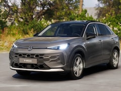Volkswagen T-Roc - Life Edition 1.5 eTSI 116 PK 7 versn. · Trekhaak · Automatische airconditioning 'Climatron