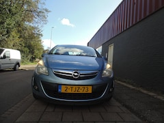 Opel Corsa - 1.2-16V Berlin 5 DEURS MET AIRCO TREKHAAK 2014 TOP AUTO