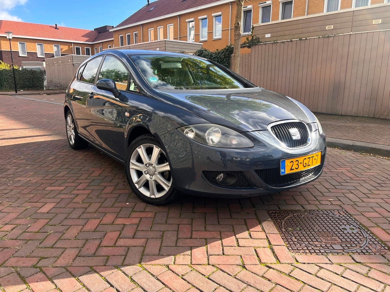 SEAT Leon - 1.6 25 Edition II 1.6 25 Edition II - AutoWereld.nl