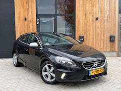 Volvo V40 - 1.6 D2 R-Design (bj 2013) LEER|CAMERA|CLIMATE|LMV|LED