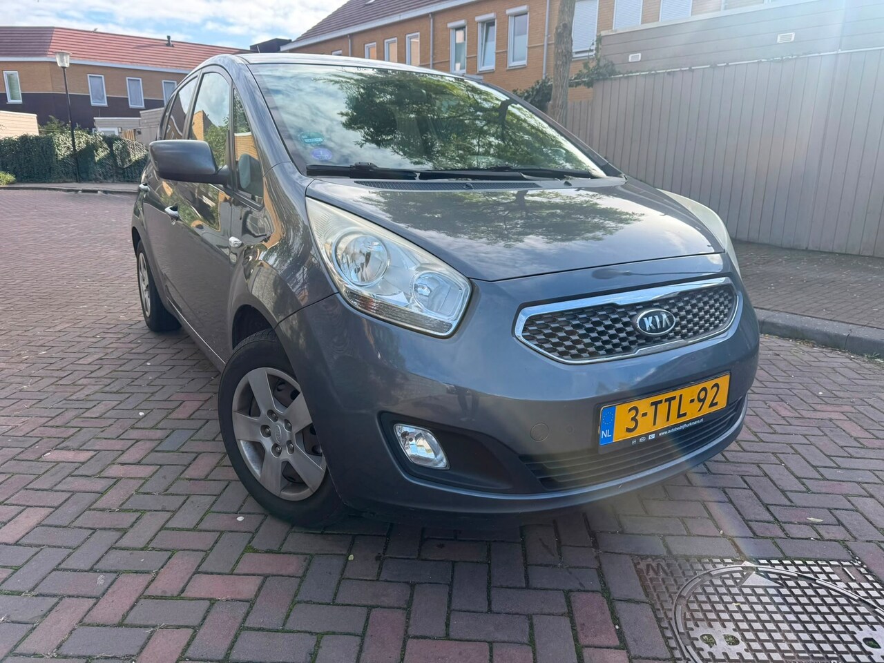 Kia Venga - 1.4 CVVT Seven 1.4 CVVT Seven - AutoWereld.nl