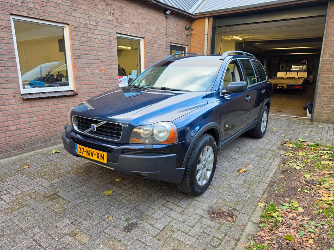 Volvo XC90 - 2.5 T Exclusive 7 PERSOONS AUTOMAAT - AutoWereld.nl