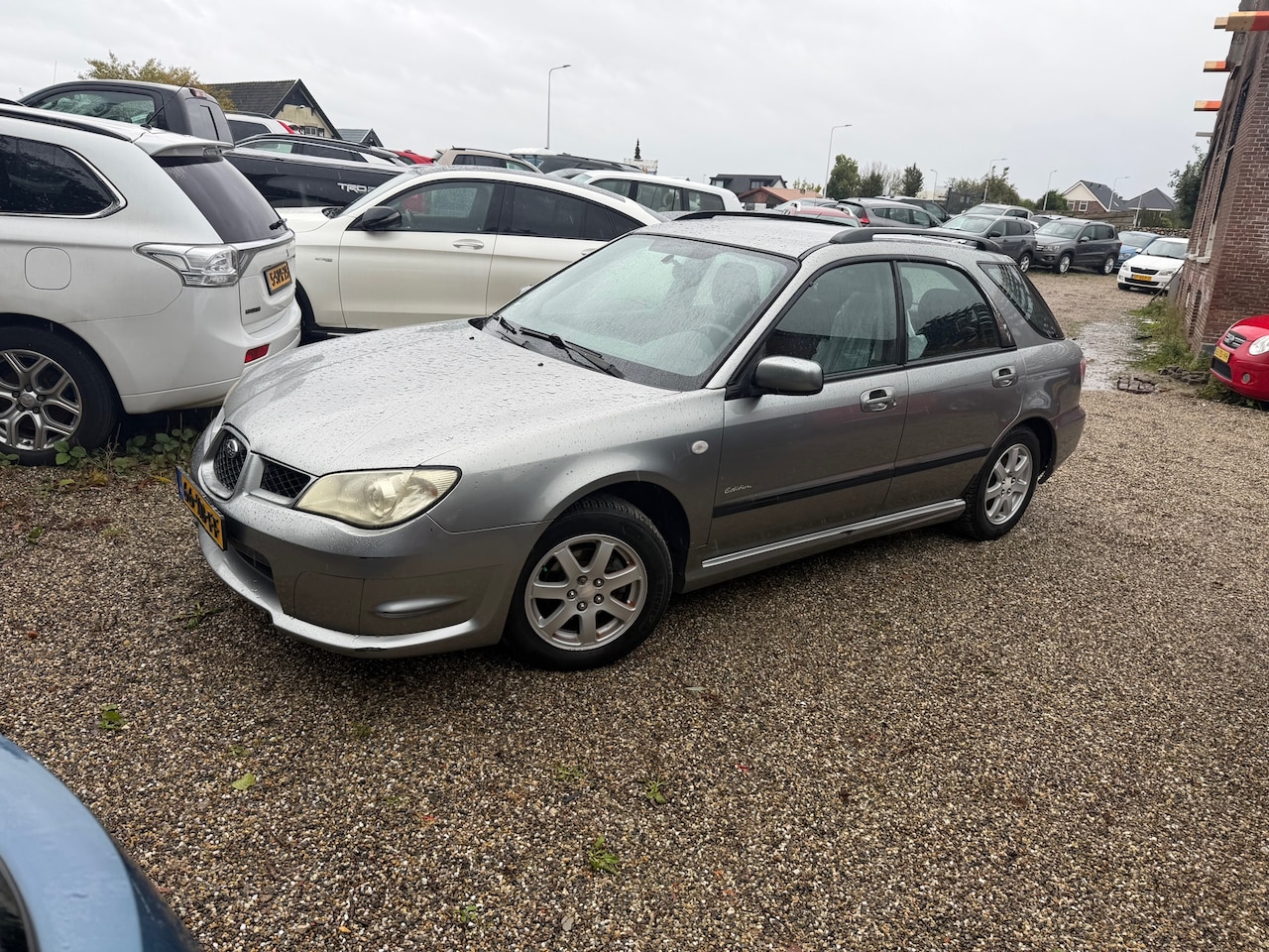 Subaru Impreza Plus - 1.5R Comfort Edition 1e Eigenaar 90000km NAP Goed Onderhouden Stoel Verwarming Trekhaak - AutoWereld.nl