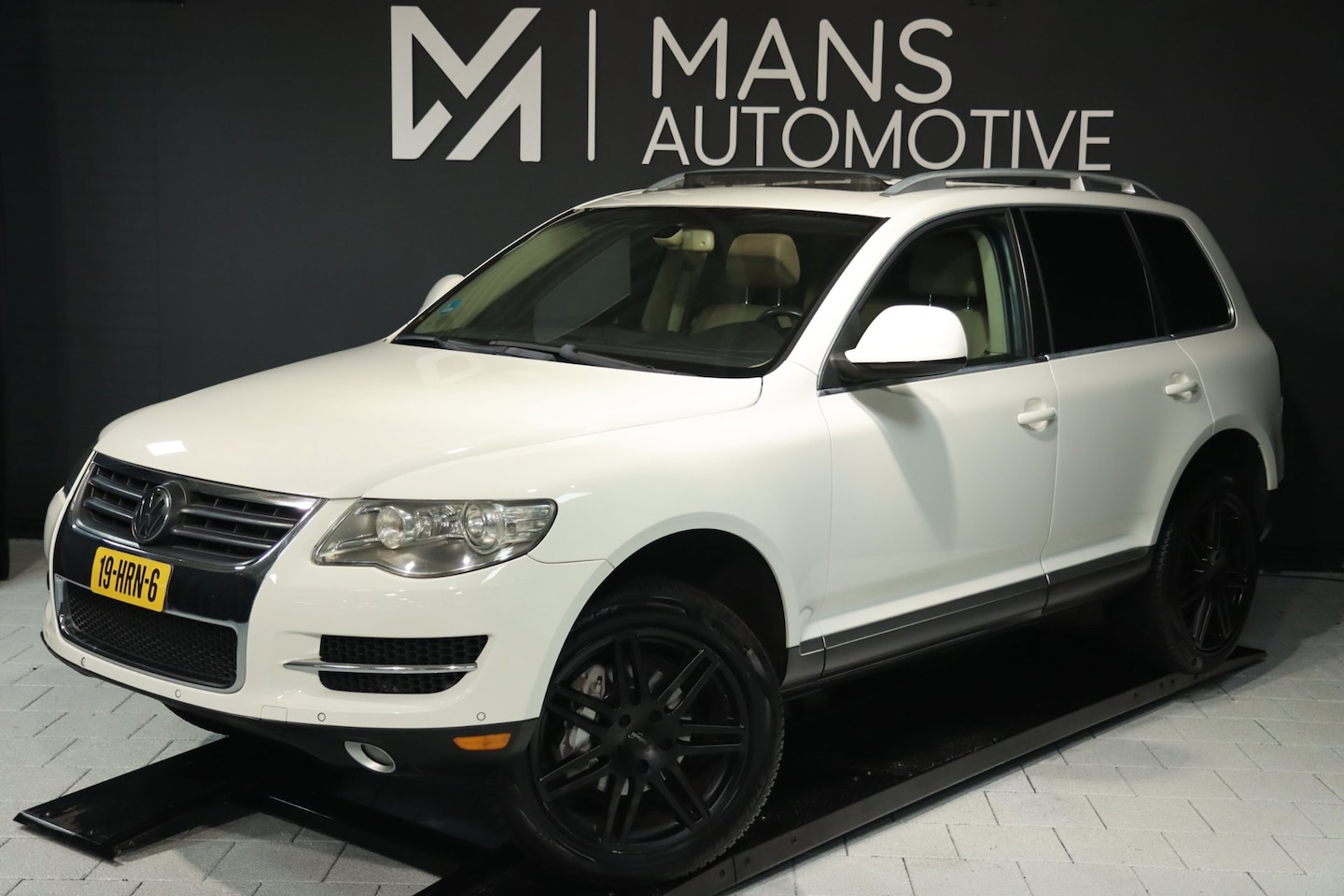 Volkswagen Touareg - 3.6 V6 FSI / PANODAK / LEDER / MEMORY / PDC - AutoWereld.nl