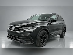 Volkswagen Tiguan - 1.4 TSI eHybrid R-Line Business|Automaat|Panodak|Camera|Navi|Ledmatrix|Sfeerverlichting|19