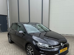 Volkswagen Golf - 1.0 TSI Highline Business R