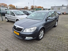 Skoda Octavia Combi - Octavia Combi 1.2 TSI Elegance Business Line