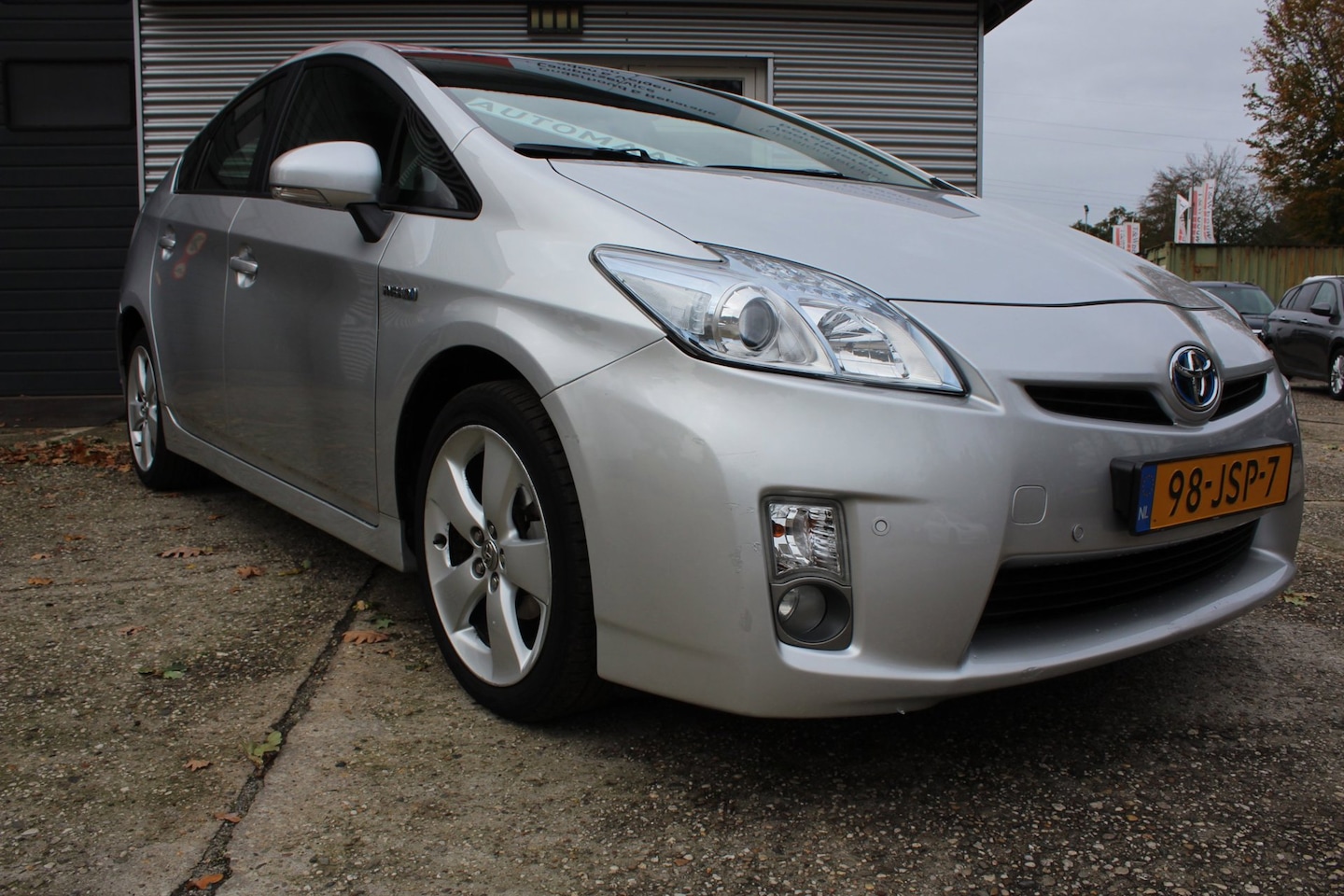 Toyota Prius - 1.8 Aspiration Automaat Hybride, 5-deurs, zuinig, 105dkm! boekjes, 2x sleutel, nieuwe apk - AutoWereld.nl