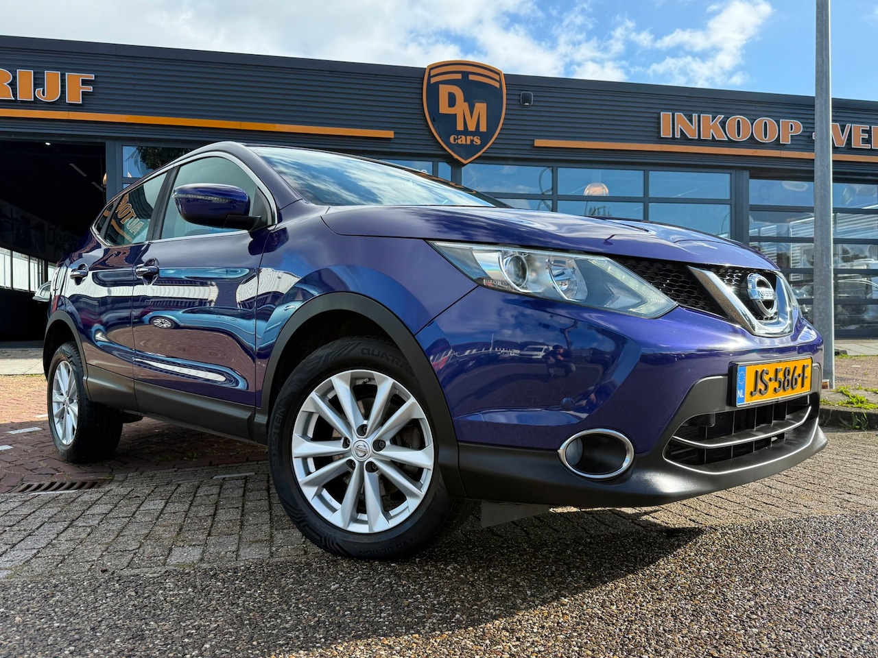 Nissan Qashqai - 1.2 Connect Edition | Camera | Navi | Stoelverwarming | - AutoWereld.nl
