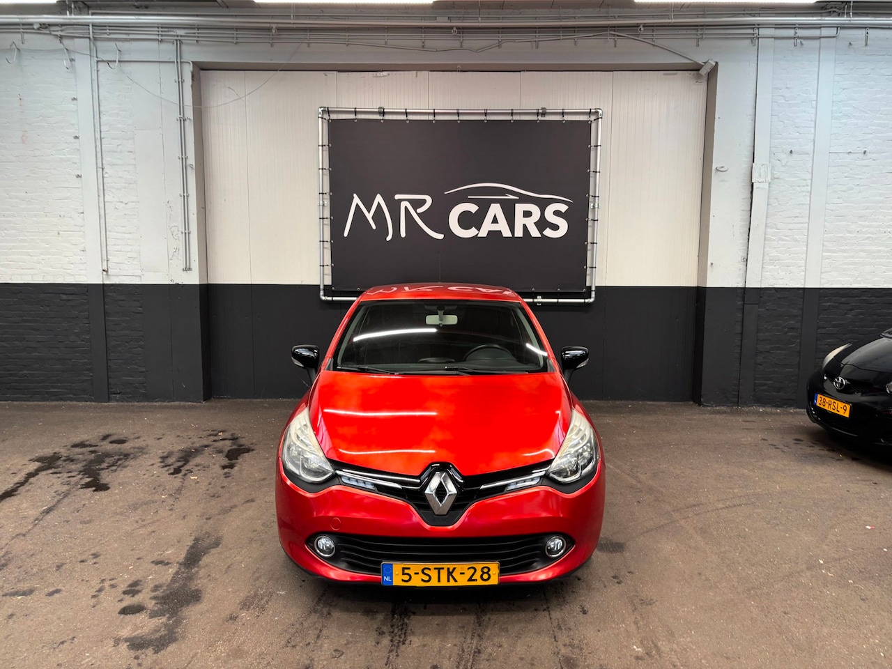 Renault Clio - 0.9 TCe Expression Airco/Navi/Cruise Control - AutoWereld.nl