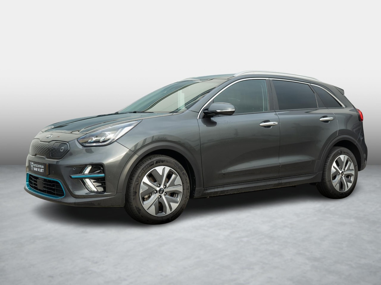 Kia e-Niro - ExecutiveLine 64 kWh SOH 100% | Stoel en stuurverwarming | Stoelventilatie | Schuif/-kante - AutoWereld.nl