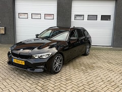 BMW 3-serie Touring - 330i Executive Edition BTW/LEDER/NAP/CARPLAY