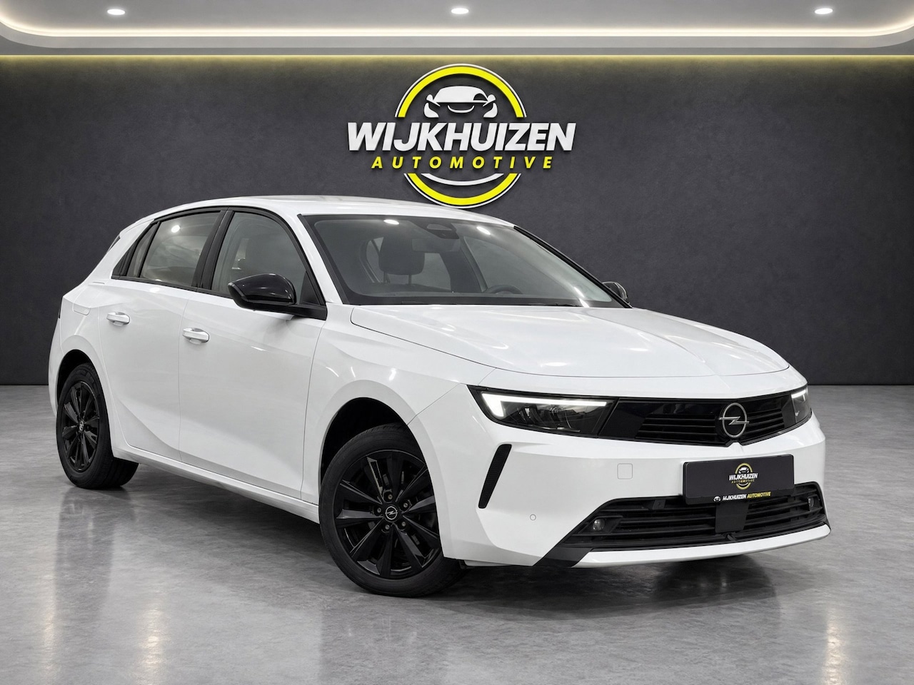 Opel Astra - 1.2 Turbo GS Black Edition met Led !!! Camera !!! Navigatie !!! Cruise !!! - AutoWereld.nl