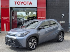 Toyota Aygo X - Hybrid 115 Play GO PACK LICHTMETAAL APPLE & ANDROID CRUISE CONTROL METALLIC LAK