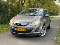 Opel Corsa - 1.3 CDTi EcoFlex S/S Anniversary Edition | Airco + Cruise Nu € 1.750,