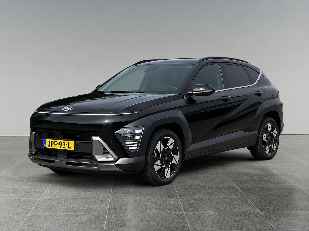 Hyundai Kona - Premium 1.6 GDI HEV 137pk | LEDER | ADAPTIVE CRUISE | 360° CAMERA | ELEKTR. ACHTERKLEP | B - AutoWereld.nl