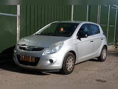Hyundai i20 - 1.2i i-Drive, 5 DRS, STUURBEKR ( VOORSCHADE )