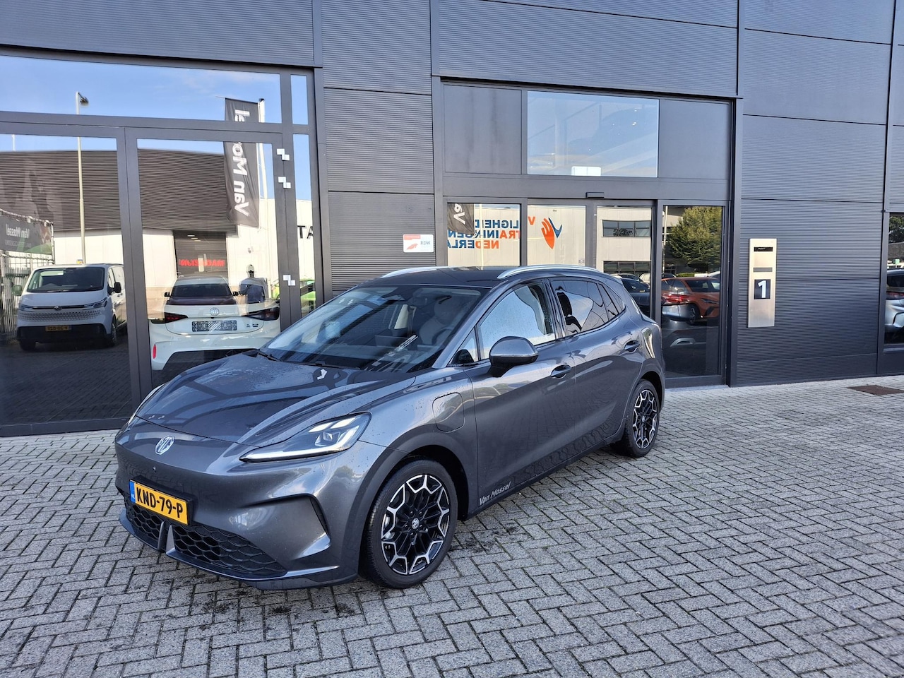 MG MG4 Electric Urban - EV Long Range Premium 54 kWh - AutoWereld.nl