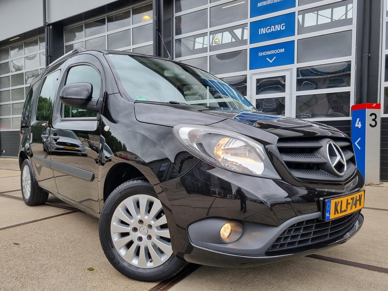 Mercedes-Benz Citan - 112 Ambiente AUTOMAAT / RIJKLAAR - AutoWereld.nl