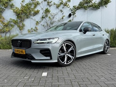 Volvo S60 - 2.0 B4 Plus Dark | Adaptieve Cruise Control | Heico Verlaging | Styling Kit | 19 Inch | Ha