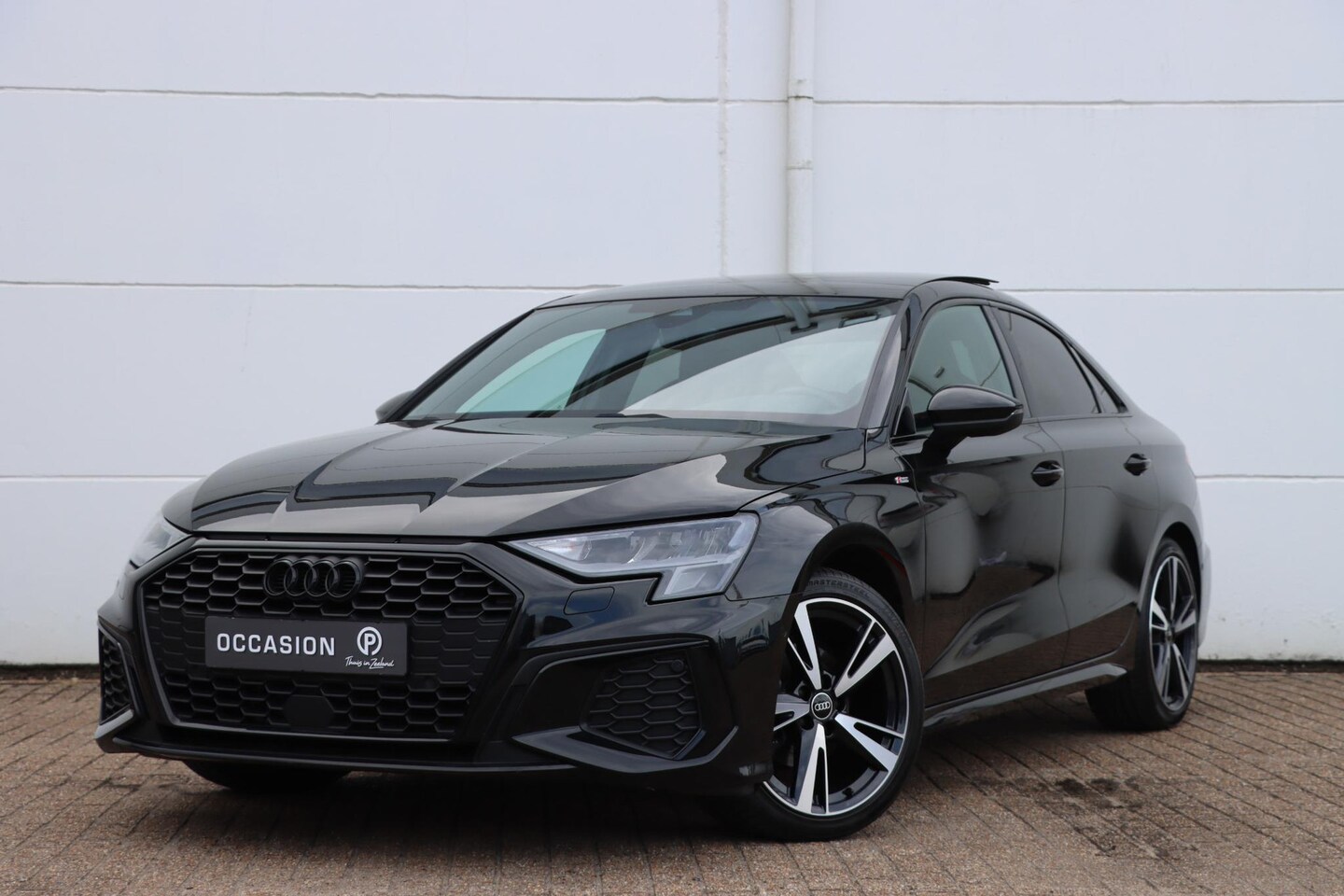 Audi A3 Limousine - 35 TFSI S edition 150pk S Tronic - AutoWereld.nl