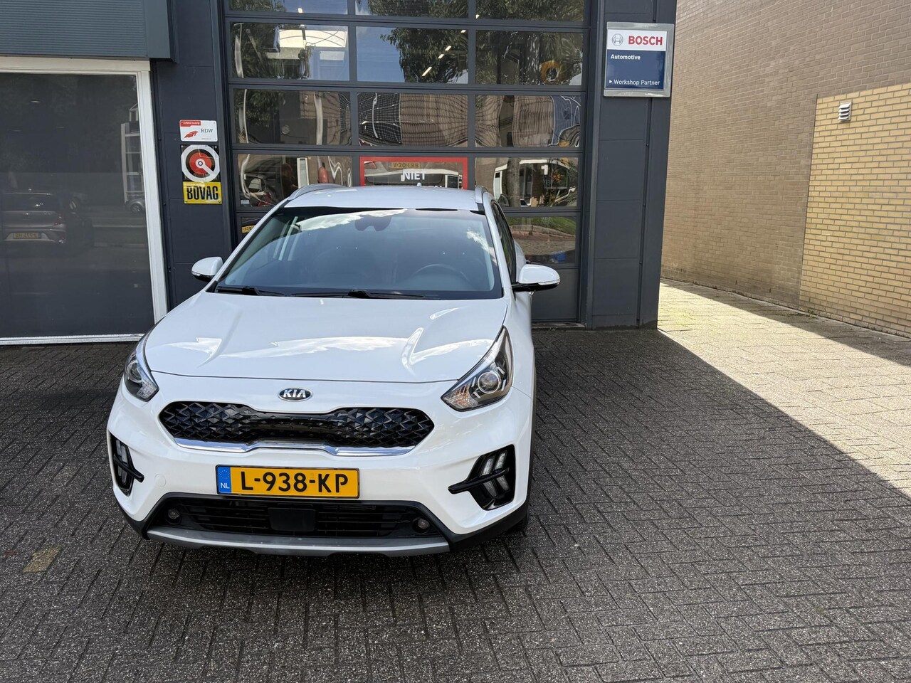 Kia Niro - 1.6 GDi Hybrid DynamicLine / Airco clima/ Navigatie/ Cruise/ Apple carplay/ Camera/ PDC/ L - AutoWereld.nl