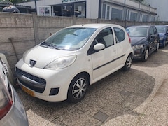 Peugeot 107 - 1.0-12V Millesim 200 Inruil Mogelijk met airco