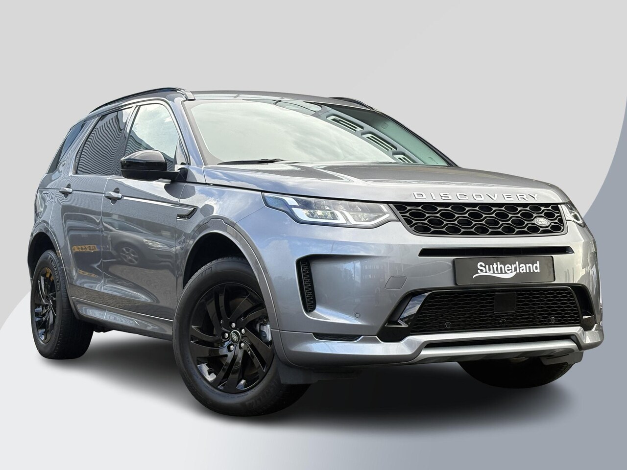 Land Rover Discovery Sport - 1.5 P300e PHEV S | Panoramadak | Memoryseat | Stoelverwarming | Camera | Adaptive cruise c - AutoWereld.nl