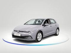 Volkswagen Golf - 1.0 TSI Life 110 pk | Navigatie | Parkeersensoren | Achteruitrijcamera | Adaptieve cruise