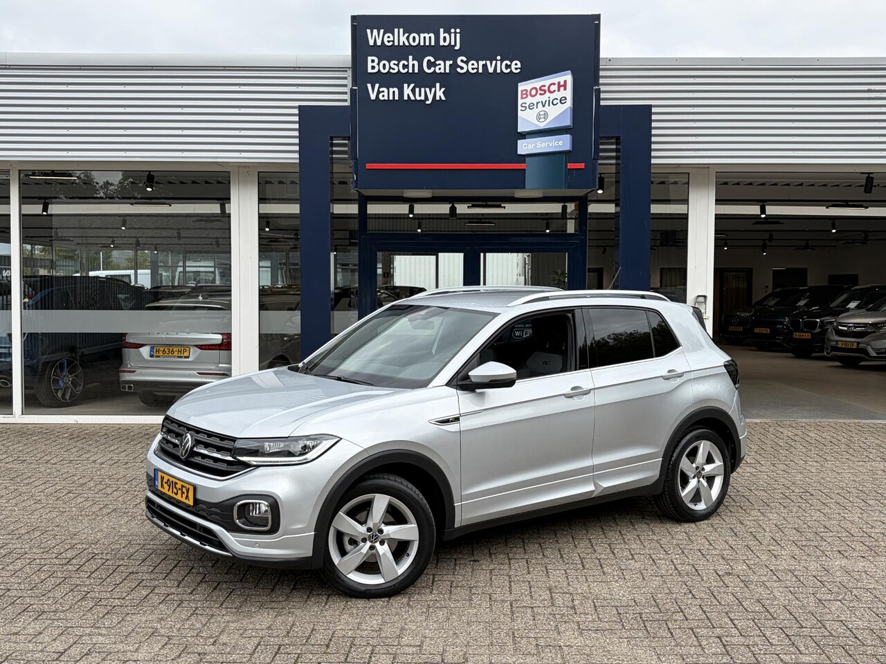 Volkswagen T-Cross - 1.0 TSI Style Business R / R-Line / 22.000 KM! / Automaat / Adaptieve Cruise-Control / Dig - AutoWereld.nl