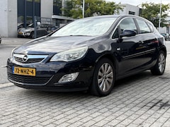 Opel Astra - 1.4 Turbo Cosmo | LET OP MOTOR NIET 100% | Climate | Trekhaak |