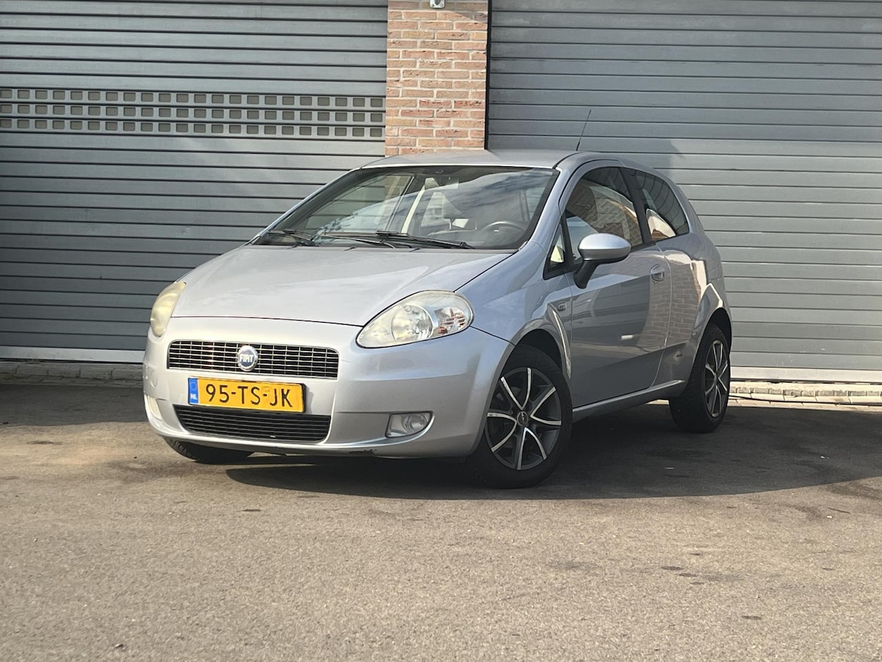 Fiat Grande Punto - 1.4 Dynamic 1.4 Dynamic - AutoWereld.nl