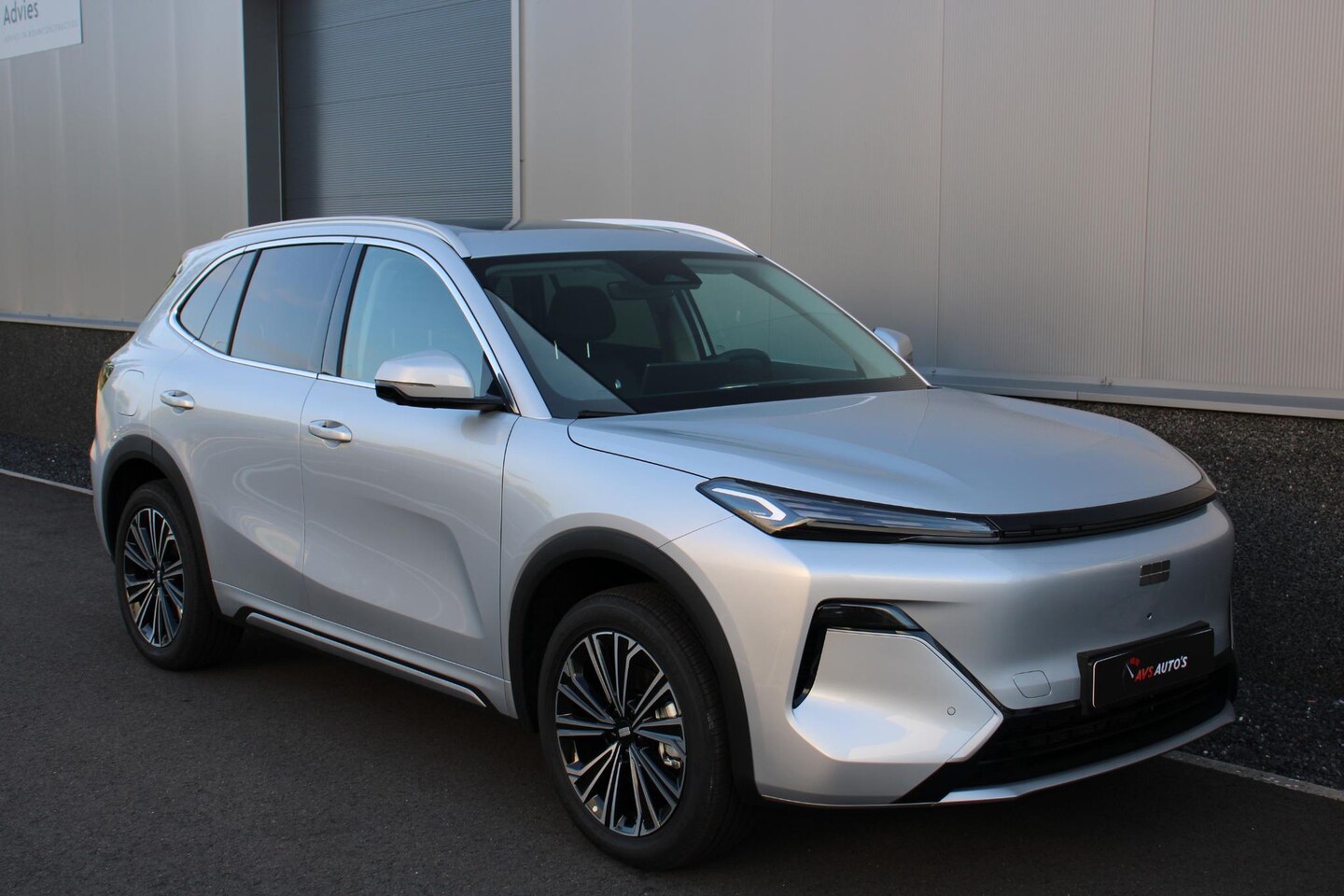 Geely Starray EM-i - 1.5 Max+ 136KM BEREIK, STOEL/STUURVERWARMING, 360, FLYME PREMIUM,PANO - AutoWereld.nl