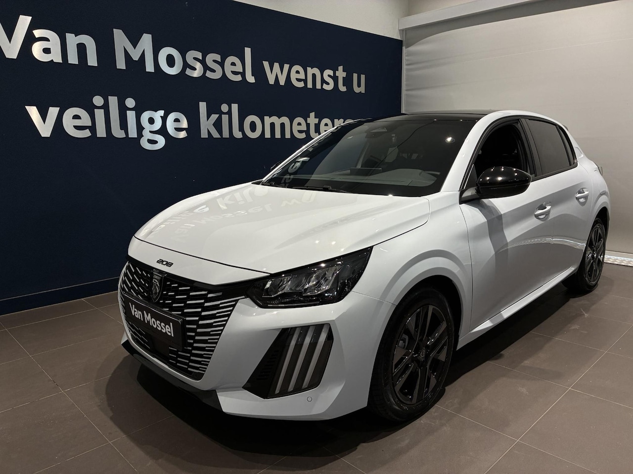 Peugeot 208 - 1.2 Hybrid 110 e-DCS6 Envy 1.2 Hybrid 110 e-DCS6 Envy - AutoWereld.nl