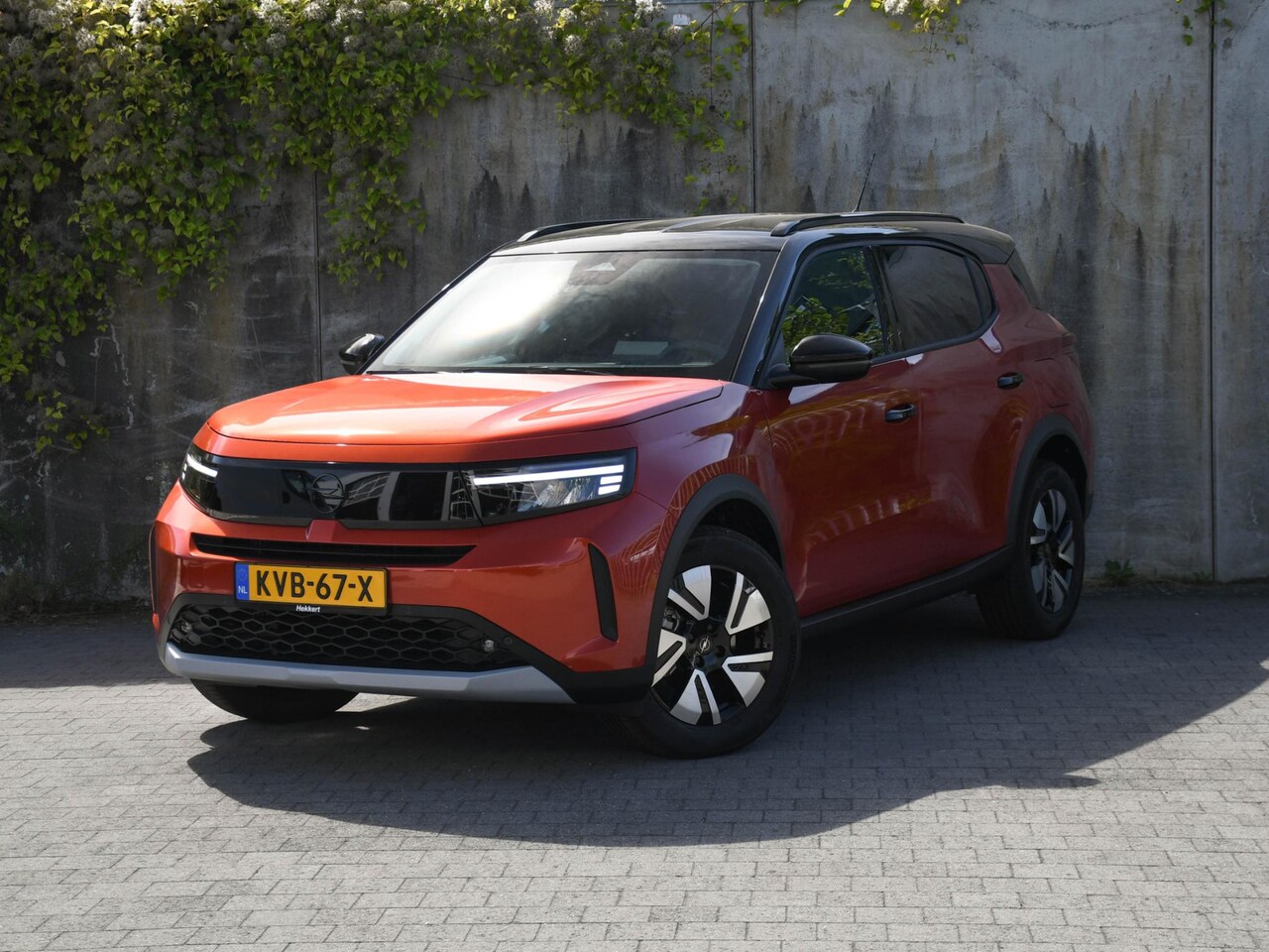 Opel Frontera - GS 1.2 Turbo Hybrid 110pk Automaat WINTER PACK | DAB | NAVI | CAMERA | DRAADLOOS OPLADEN | - AutoWereld.nl