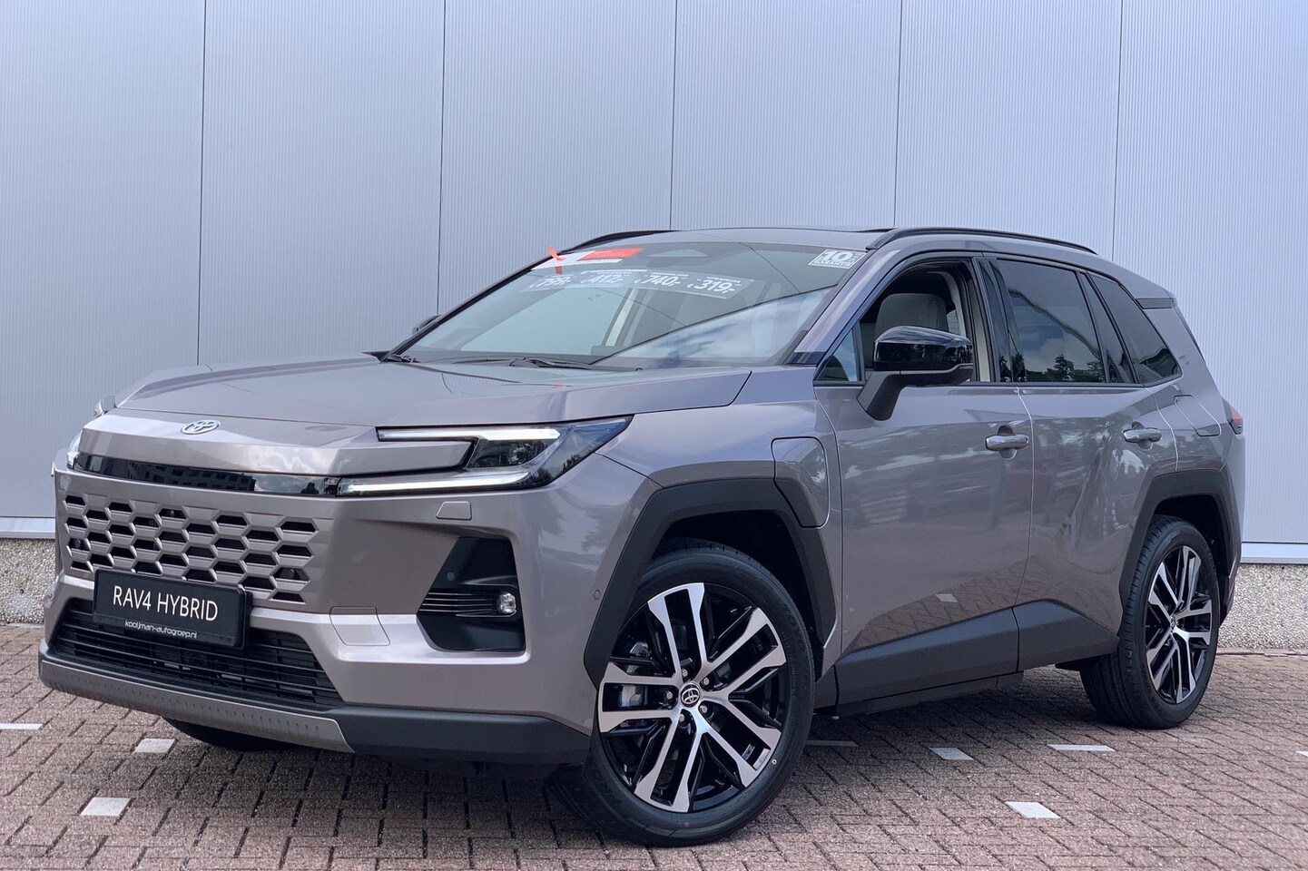 Toyota RAV4 - 2.5 Plug-in Hybrid 270 Executive / Panorama Dak / Leer / Elektrische Stoelen - AutoWereld.nl