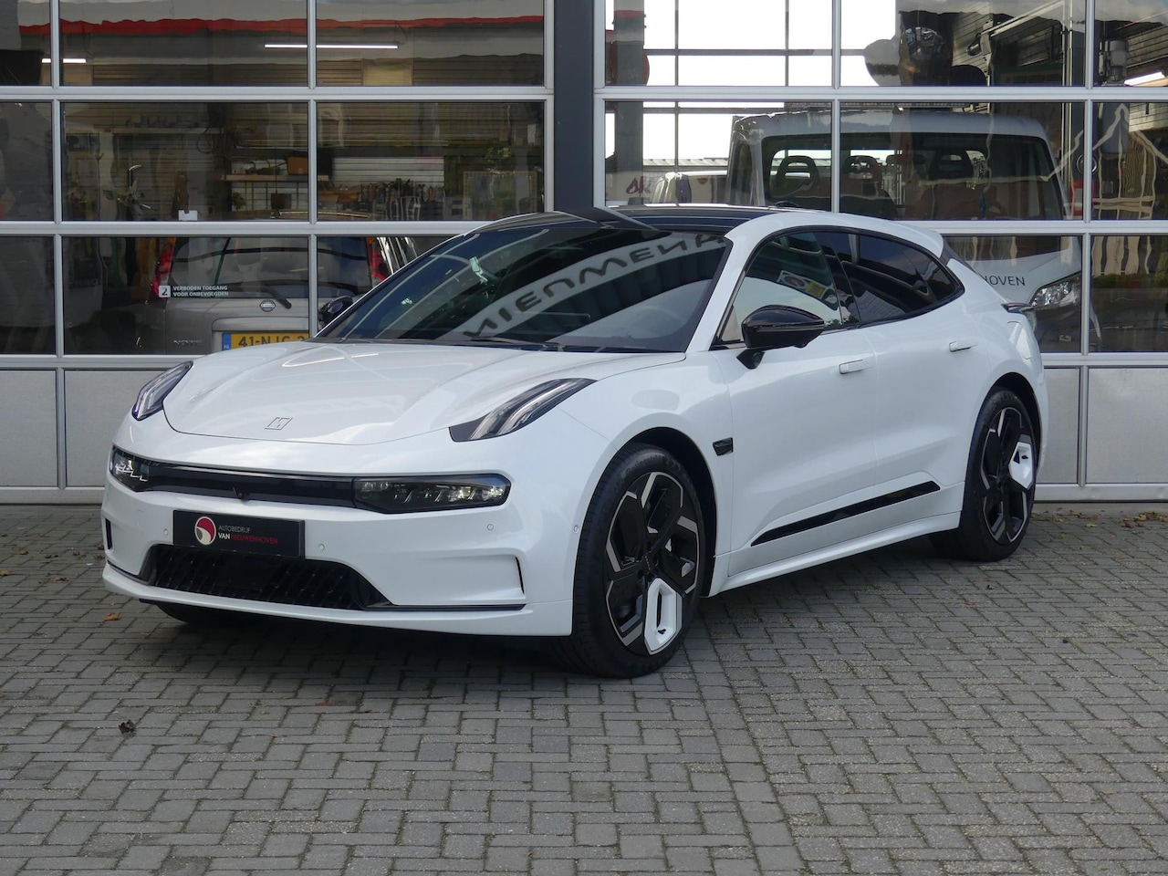 ZEEKR 001 - AWD Performance 100 kWh AWD Performance 100 kWh - AutoWereld.nl