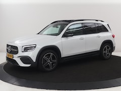 Mercedes-Benz GLB - 200 Business Solution AMG | Panoramadak | Memory | Leder/alcantara | Trekhaak | Cruise con
