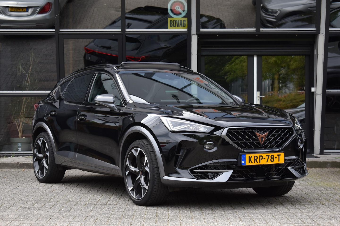 CUPRA Formentor - 2.0 TSI 4DRIVE VZ Pano Trekhaak Stuurknop Sfeer - AutoWereld.nl