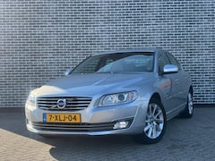 Volvo S80 - 2.0 T5 Summum | Trekhaak | Parkeersensoren | Schuif-/Kanteldak | Bi-Xenon Adaptief | Leder