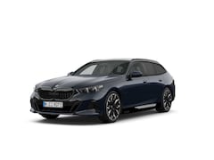 BMW 5-serie Touring - 530e M Sport Pro Edition | M Sportpakket Pro | Innovation Pack | Travel Pack | Comfort Pac