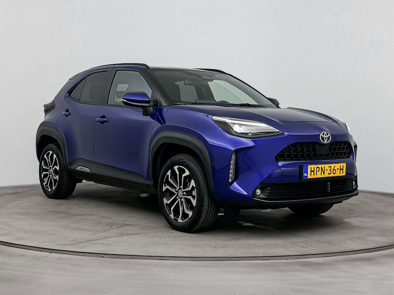 Toyota Yaris Cross - 1.5 Hybrid 115 First Edition | Apple Carplay / Android Auto | Keyless | Adaptive Cruise | - AutoWereld.nl