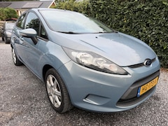 Ford Fiesta - 1.25 Trend | Airco | Elekt. Ramen | LMV | 5 Deuren | Radio / CD | APK tot 04-11-2027