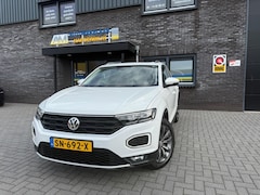 Volkswagen T-Roc - 1.0 TSI Style | 1E EGENAAR | 3/6 OF 12MND GARANTIE | PANODAK | ACC | LANE ASSIST | AIRCO |