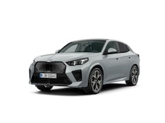 BMW iX2 - xDrive30 67 kWh M Sport Edition | M Sportpakket Pro | Innovation Pack | Trekhaak
