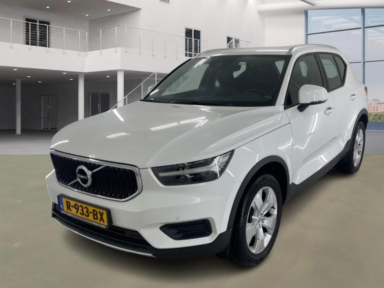 Volvo XC40 - 1.5 T3 Momentum | Achteruitrijcamera | Parkeersensoren | High Performance Audio | Lederen - AutoWereld.nl