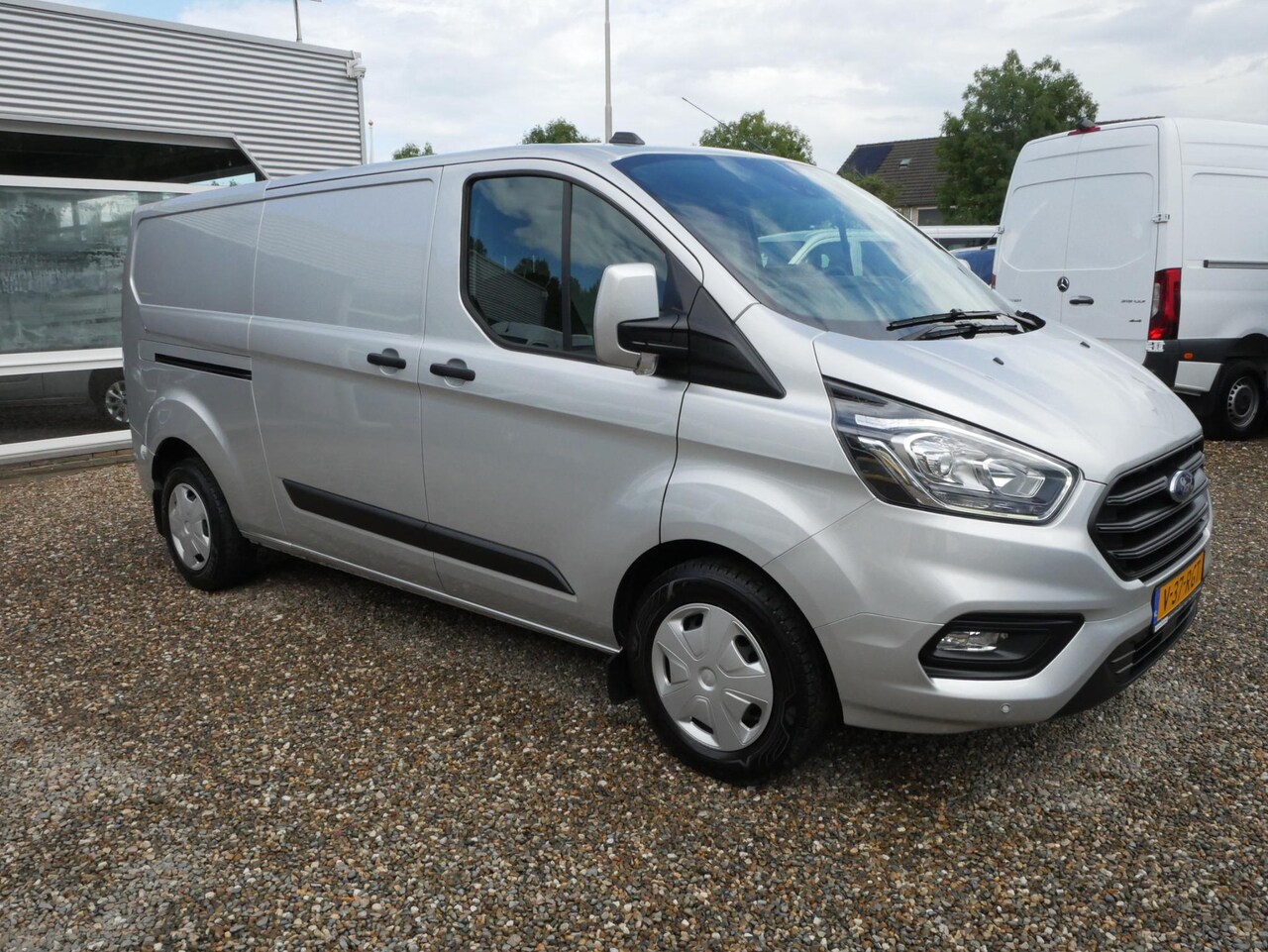Ford Transit Custom - 2.0 TDCI 130PK L2 Airco Camera - AutoWereld.nl