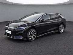 Volkswagen ID.7 Tourer - Pro Business 77 kWh / 286pk Stuur- & Stoelverwarming · 360 Camera · Trekhaak · IQ.LIGHT ·